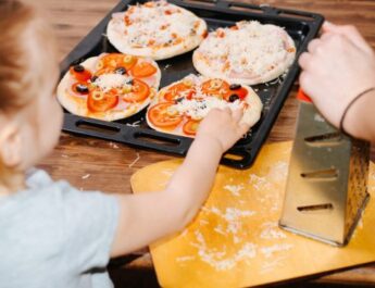 Duelo culinario, o cómo cautivar a un niño con pizza de cocina