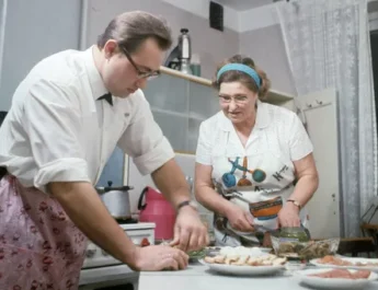 Al igual que el queso y la pizza en la crema agria: cómo las amantes en la URSS recibieron invitados inesperados